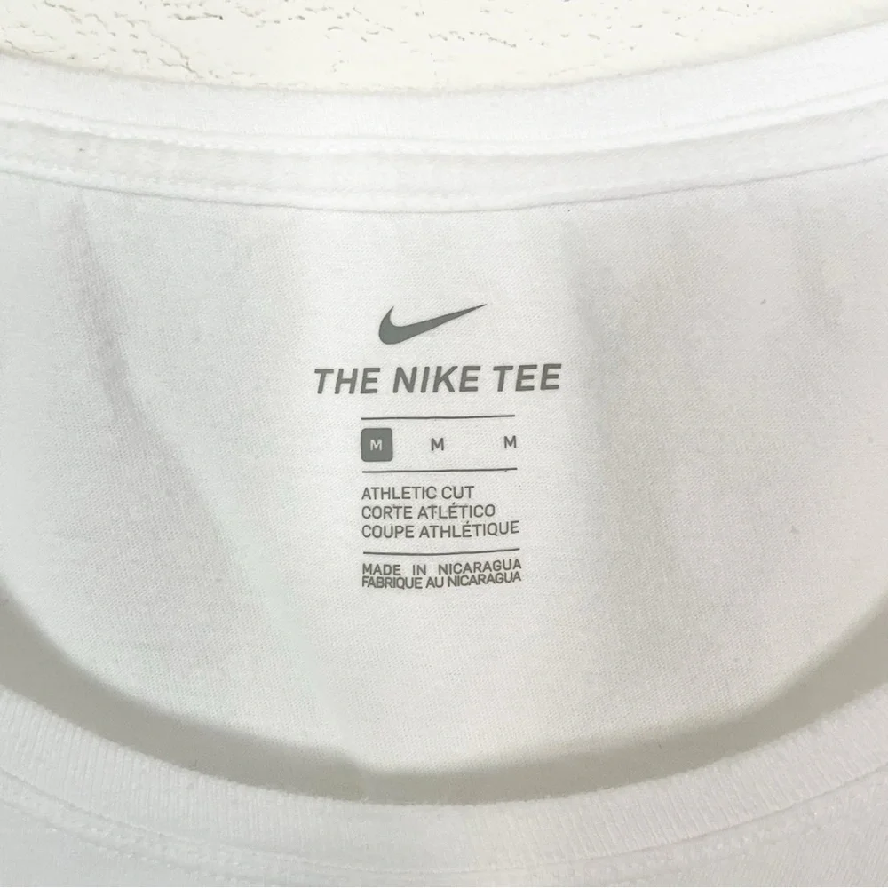 Nike Women’s Short Sleeve Scoop Neck White “Just Do It” Printed Tee Size Medium - Picture 4 of 6